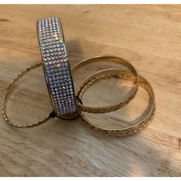 Retro Rhinestone Gold Tone Bangle Carved Bracelet Stackable Circles Set of 5 - Picture 9 of 11